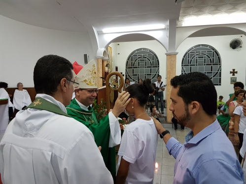 Crisma para 19 jovens na Paróquia Santa Rosa de Lima, Setor, Tremembé